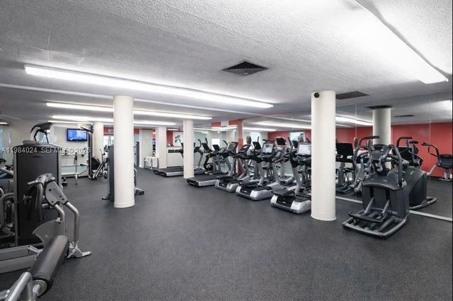 1985 S Ocean Dr 21K, Hallandale Beach, FL 33009