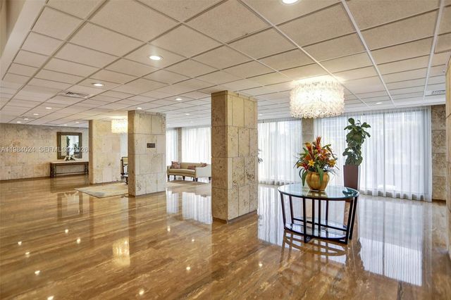 1985 S Ocean Dr 21K, Hallandale Beach, FL 33009