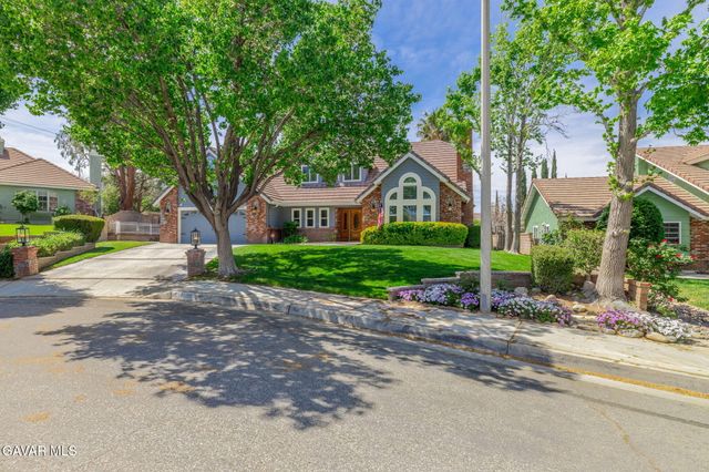 41605 Crispi Lane, Lancaster, CA 93536