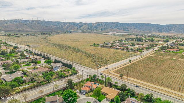 41605 Crispi Lane, Lancaster, CA 93536