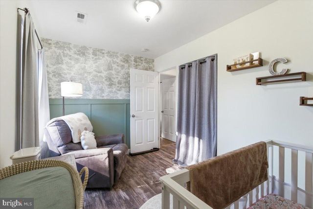 103 N CYPRESS RD, Sterling, VA 20164