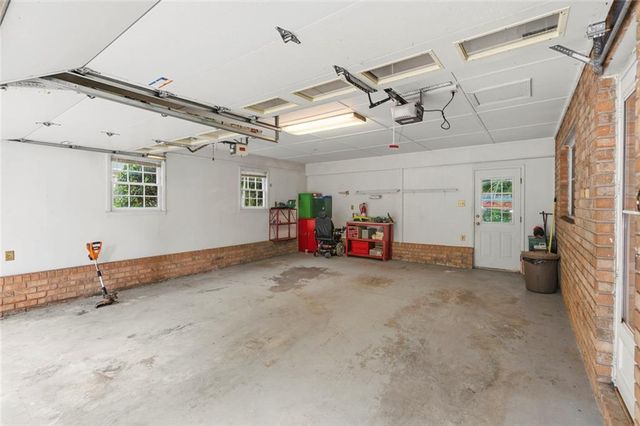 3135 Granada Way, Gainesville, GA 30506