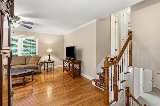 3135 Granada Way, Gainesville, GA 30506