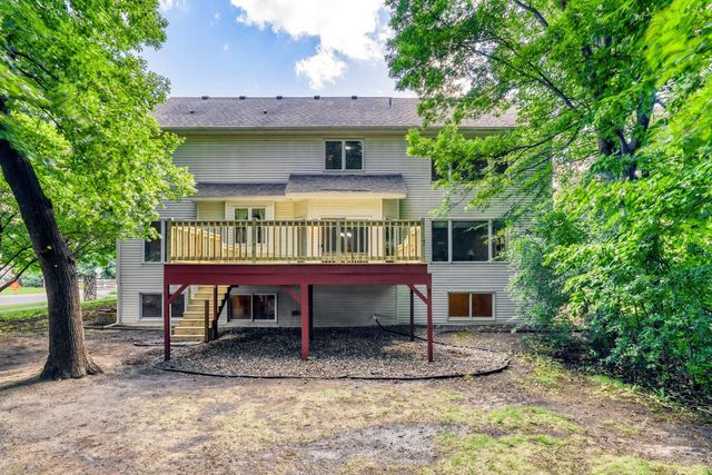 17285 Wilderness Trail SE, Prior Lake, MN 55372