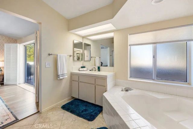 344 Vista Royale, Palm Desert, CA 92211