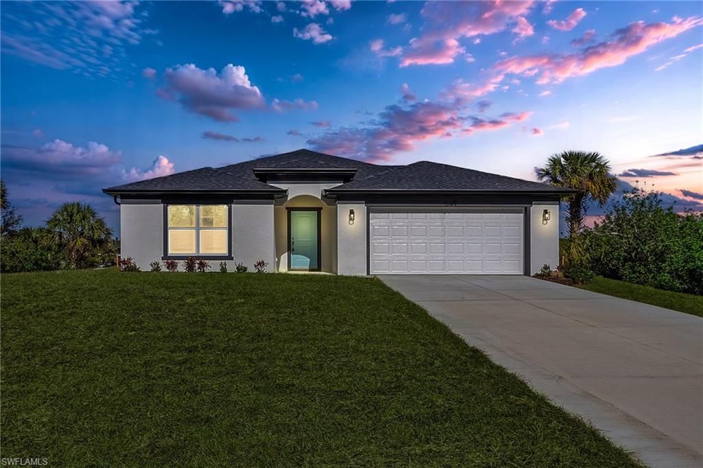 545 Oakshire LN, LEHIGH ACRES, FL 33972 — photo 2