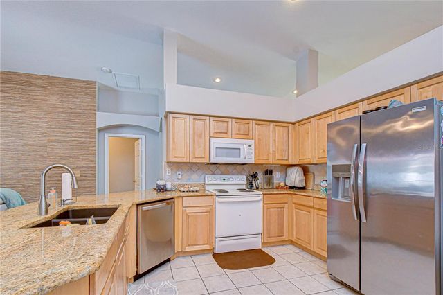 2617 ALLWOOD AVENUE, Valrico, FL 33596