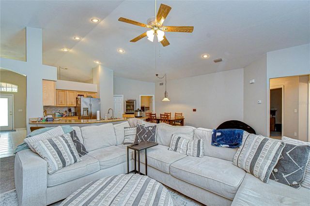 2617 ALLWOOD AVENUE, Valrico, FL 33596