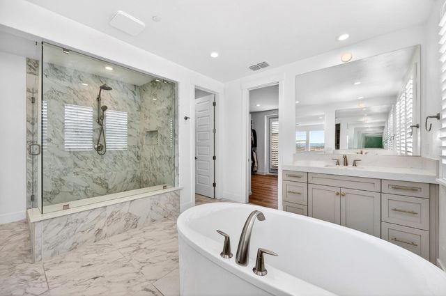 4068 Whitney Vista Lane, Rocklin, CA 95677