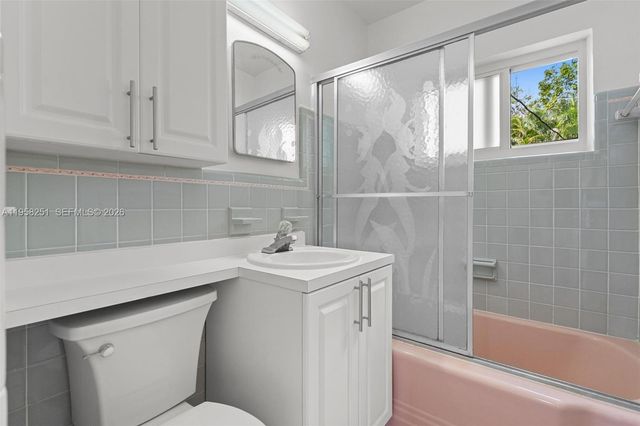 1781 SW 24th St, Miami, FL 33145