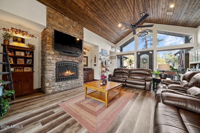 1730 S Torreon Lakes Drive, Show Low, AZ 85901