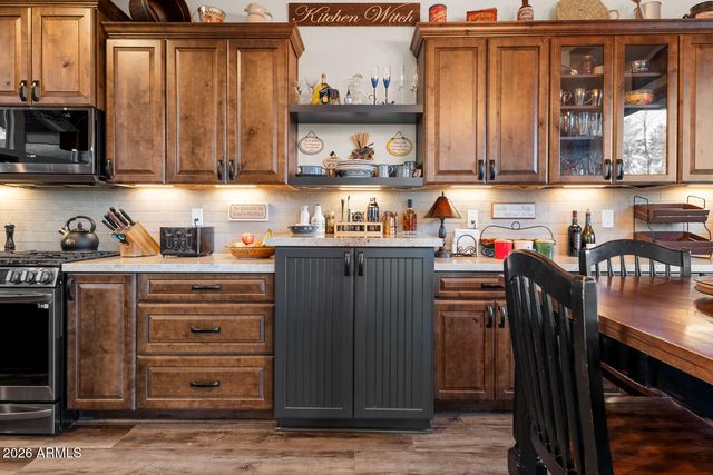 1730 S Torreon Lakes Drive, Show Low, AZ 85901