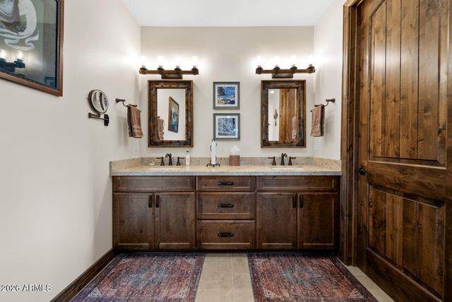 1730 S Torreon Lakes Drive, Show Low, AZ 85901