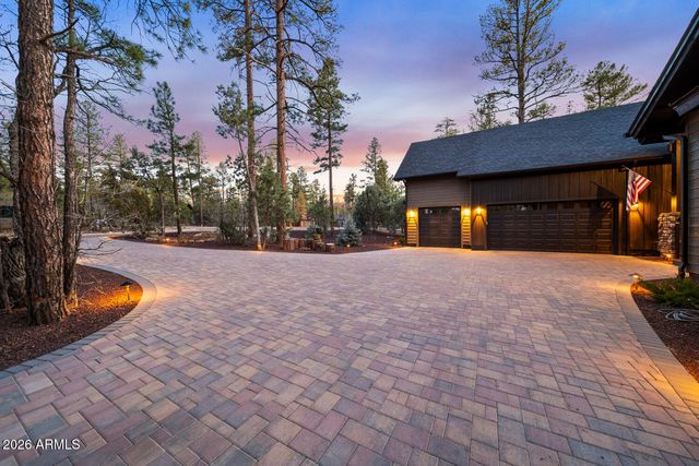 1730 S Torreon Lakes Drive, Show Low, AZ 85901