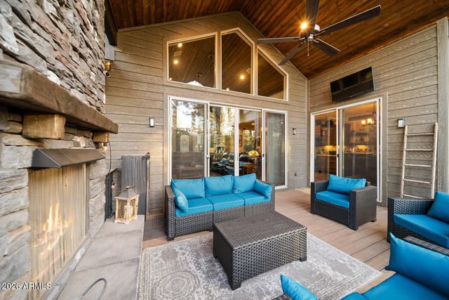 1730 S Torreon Lakes Drive, Show Low, AZ 85901