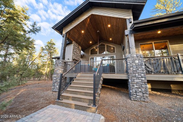 1730 S Torreon Lakes Drive, Show Low, AZ 85901