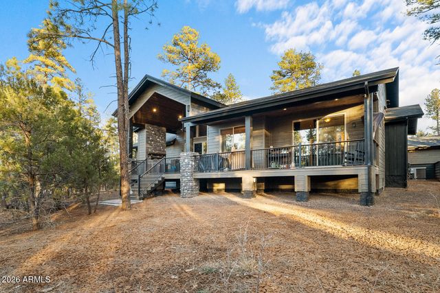 1730 S Torreon Lakes Drive, Show Low, AZ 85901