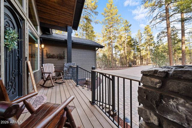 1730 S Torreon Lakes Drive, Show Low, AZ 85901