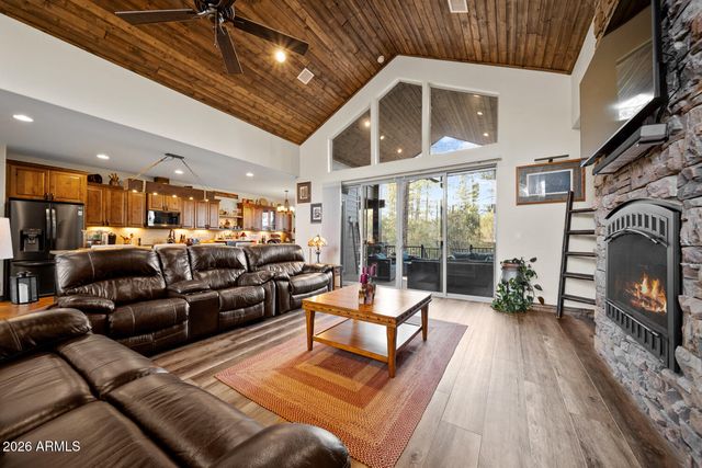 1730 S Torreon Lakes Drive, Show Low, AZ 85901