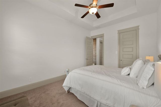2072 Laurie Darlin Drive, Conroe, TX 77384