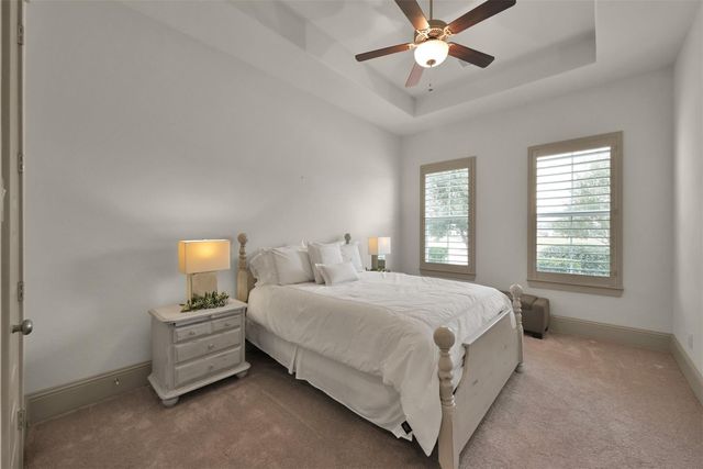 2072 Laurie Darlin Drive, Conroe, TX 77384