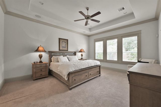 2072 Laurie Darlin Drive, Conroe, TX 77384
