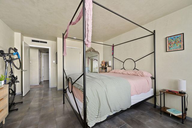 1800 Lavaca ST A-208, Austin, TX 78701