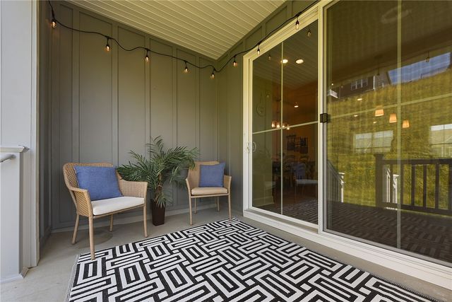 409 Spruce Ln, North Strabane, PA 15317