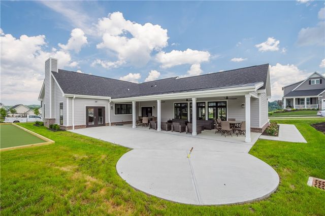 409 Spruce Ln, North Strabane, PA 15317