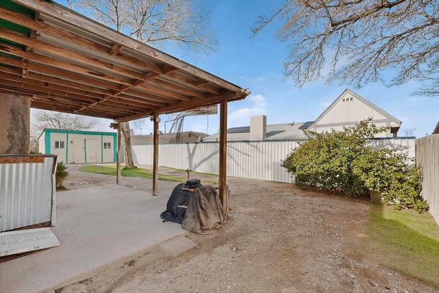 831 Gallahad Street SW, Los Lunas, NM 87031