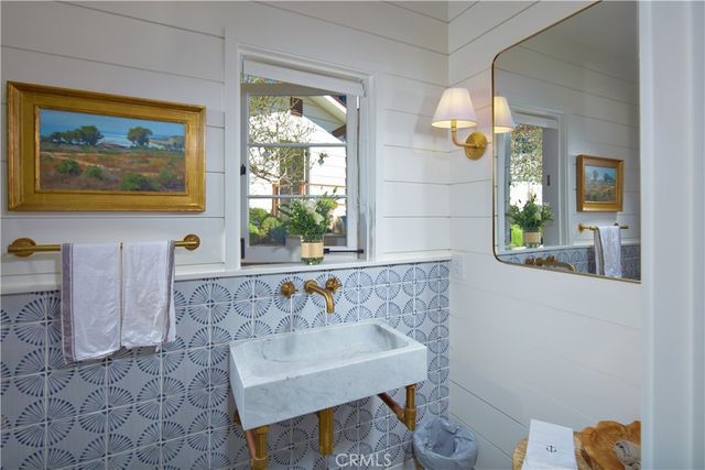 6 Rockledge Road, Laguna Beach, CA 92651