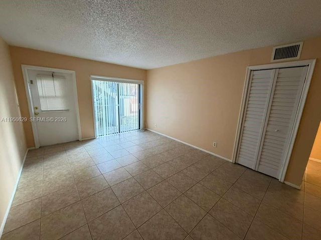 11394 Royal Palm Blvd 11394, Coral Springs, FL 33065