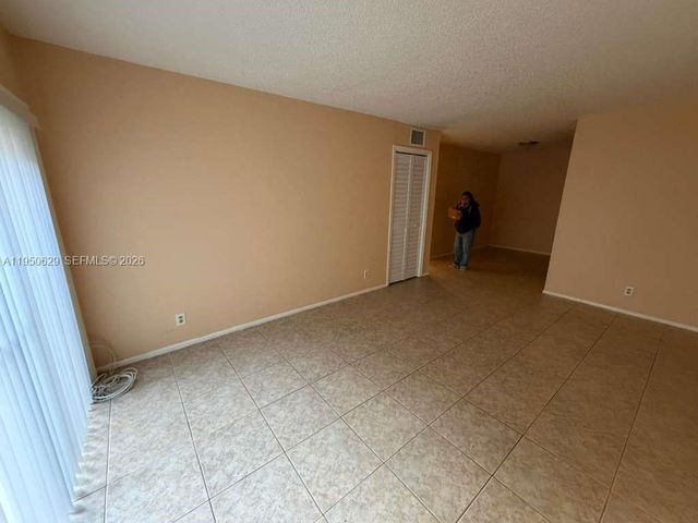 11394 Royal Palm Blvd 11394, Coral Springs, FL 33065