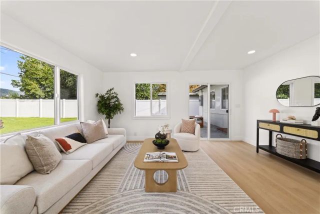 833 W Orangepath, Glendora, CA 91741