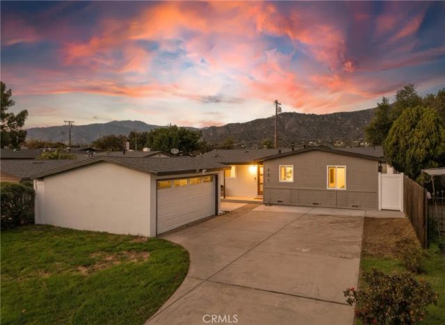 833 W Orangepath, Glendora, CA 91741
