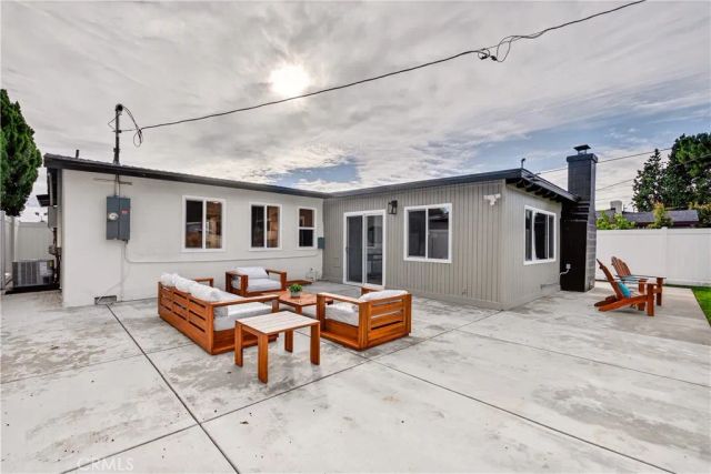 833 W Orangepath, Glendora, CA 91741