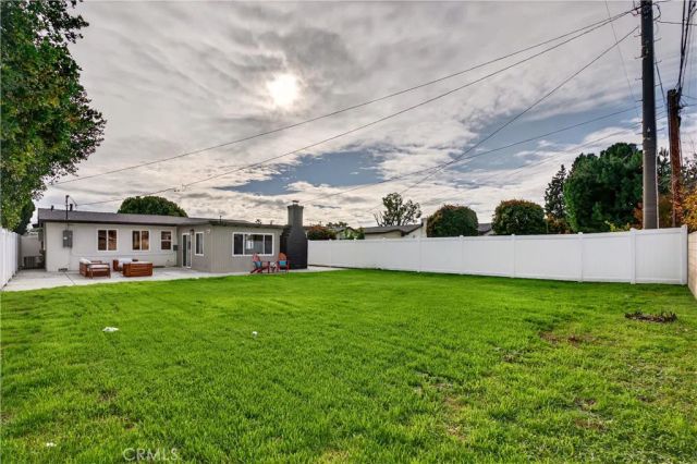 833 W Orangepath, Glendora, CA 91741