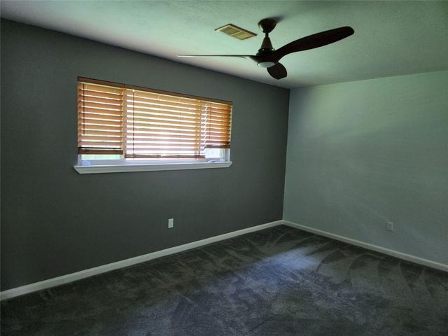 2006 Redwood Street, Kemah, TX 77565