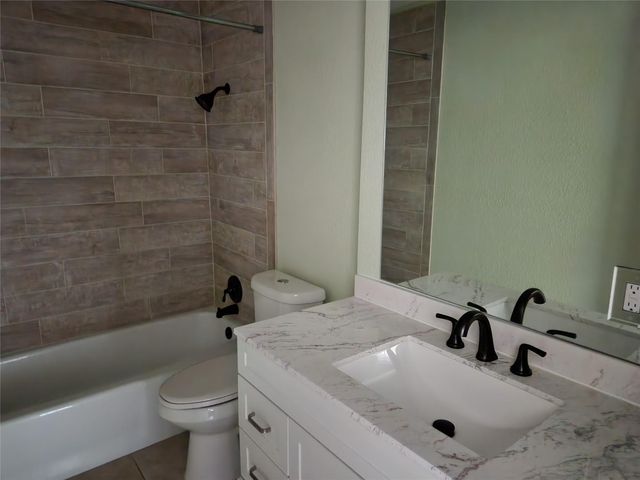 2006 Redwood Street, Kemah, TX 77565