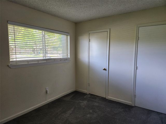 2006 Redwood Street, Kemah, TX 77565