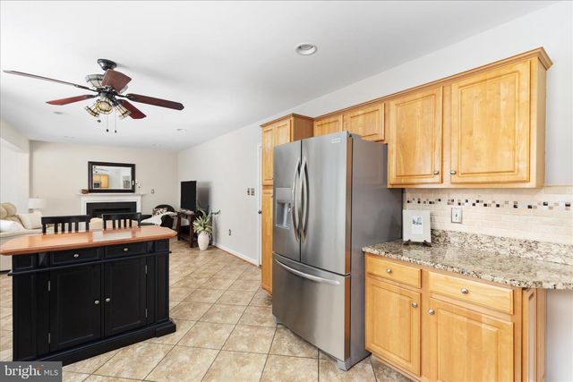 9231 GLEN MEADOW LN, Bristow, VA 20136