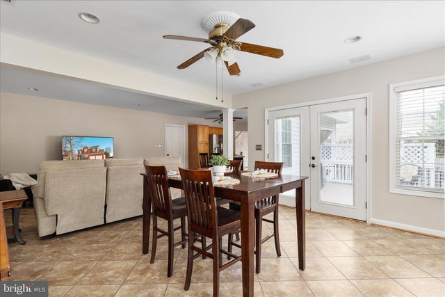 9231 GLEN MEADOW LN, Bristow, VA 20136