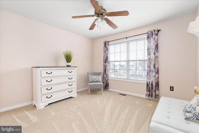 9231 GLEN MEADOW LN, Bristow, VA 20136