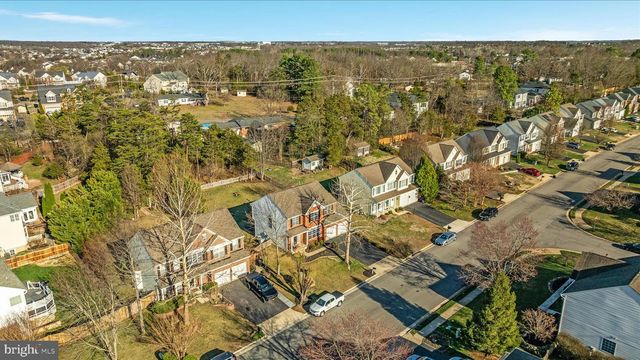 9231 GLEN MEADOW LN, Bristow, VA 20136