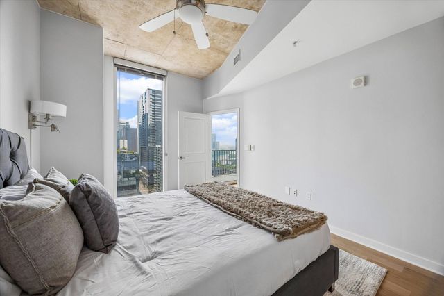360 Nueces ST 2005, Austin, TX 78701