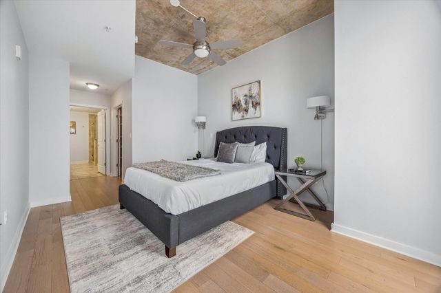 360 Nueces ST 2005, Austin, TX 78701
