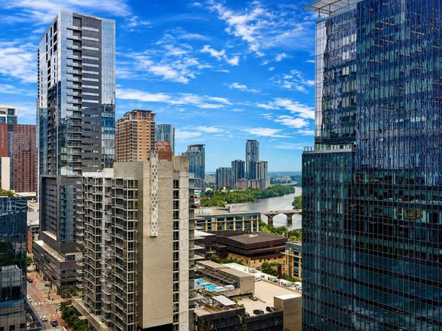 360 Nueces ST 2005, Austin, TX 78701