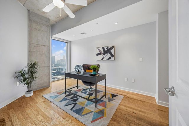 360 Nueces ST 2005, Austin, TX 78701