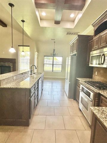 5060 NE Viking, Lawton, OK 73501