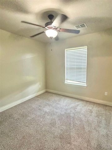 5060 NE Viking, Lawton, OK 73501
